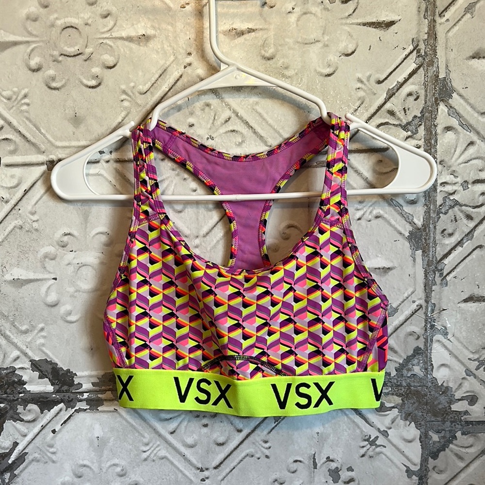 Victoria’s Secret sport Geometric Sports Bra